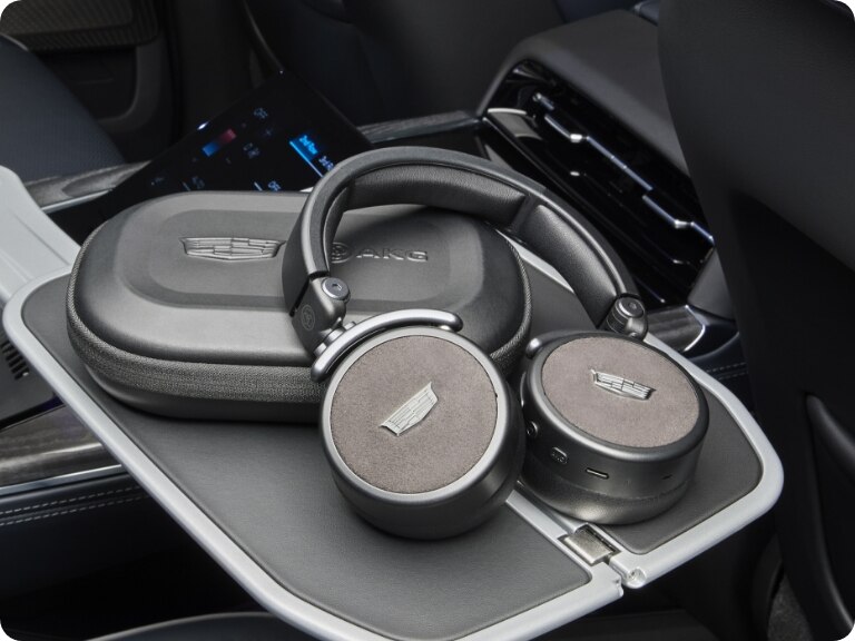 HIGH-TECH SOUND